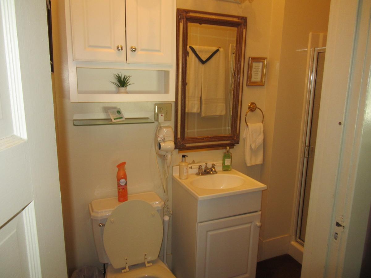 The Carriage House Bed & Breakfast Jefferson Bagian luar foto