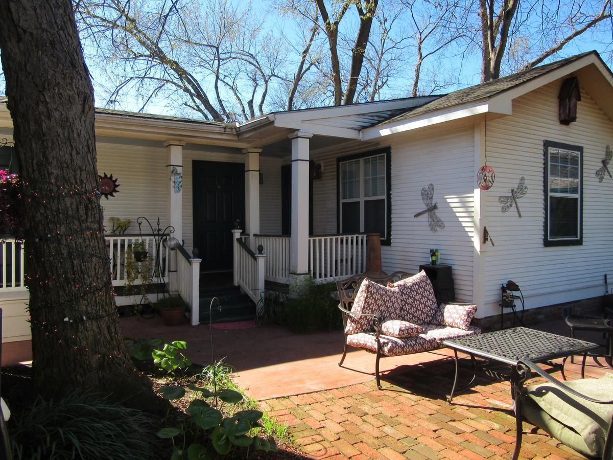 The Carriage House Bed & Breakfast Jefferson Bagian luar foto