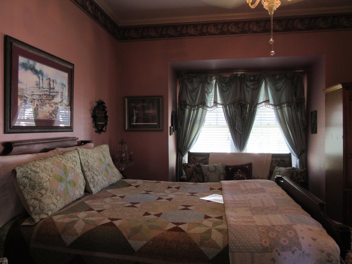 The Carriage House Bed & Breakfast Jefferson Bagian luar foto